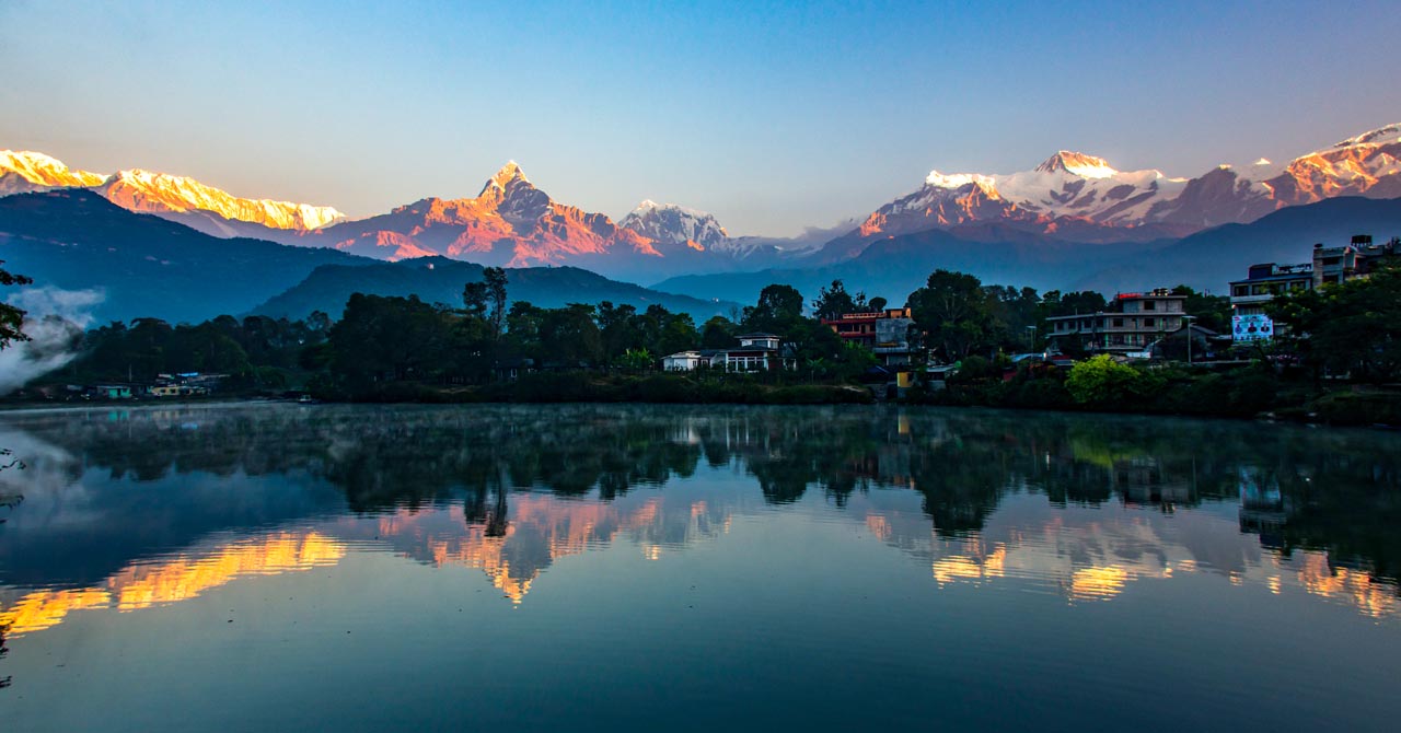 				Pokhara Chitwan Kathmandu Tour.					